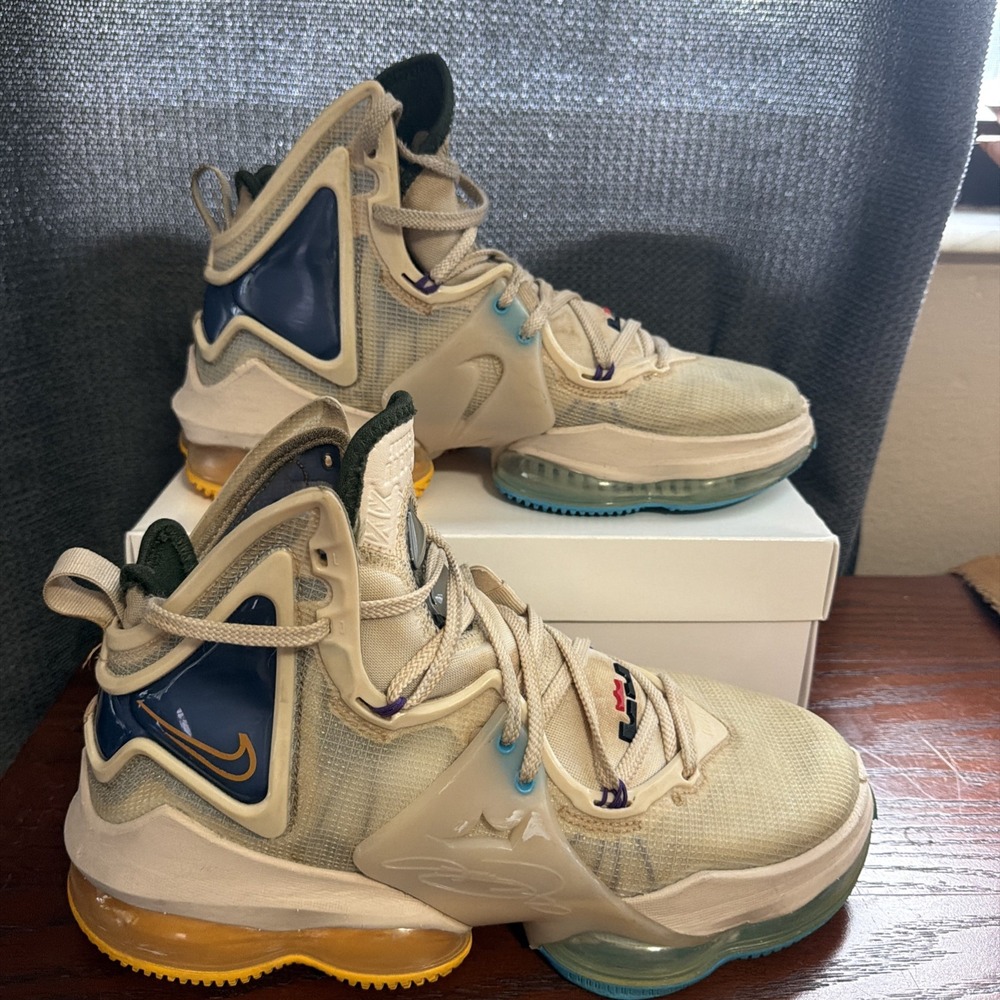 Nike Lebron XIX 19 MLPS Pearl White University Gold Men's Size 7.5